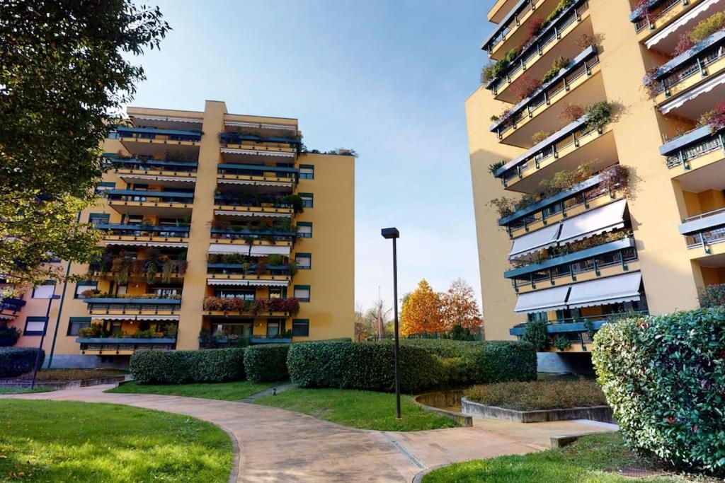 Apartment+Garage Near Novegro Exhibition/Linate Segrate Exteriér fotografie